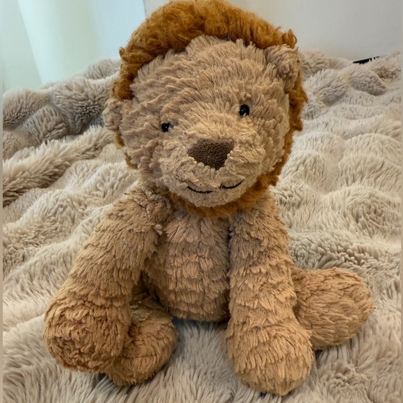 Jellycat lion stuffed animal - Picture 1 of 7